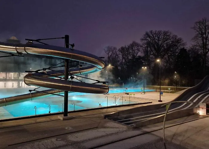 Le Jeanne D'arc Avec Sa Terrasse By Unsejouranancy Fr Apartmán