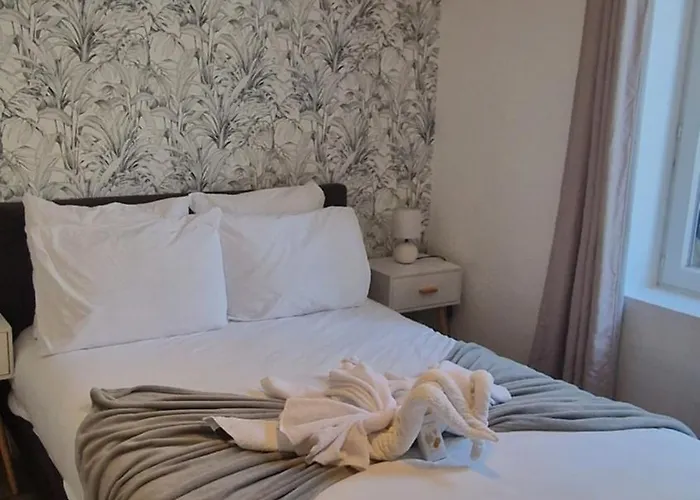 Le Jeanne D'arc Avec Sa Terrasse By Unsejouranancy Fr Apartmán Nancy